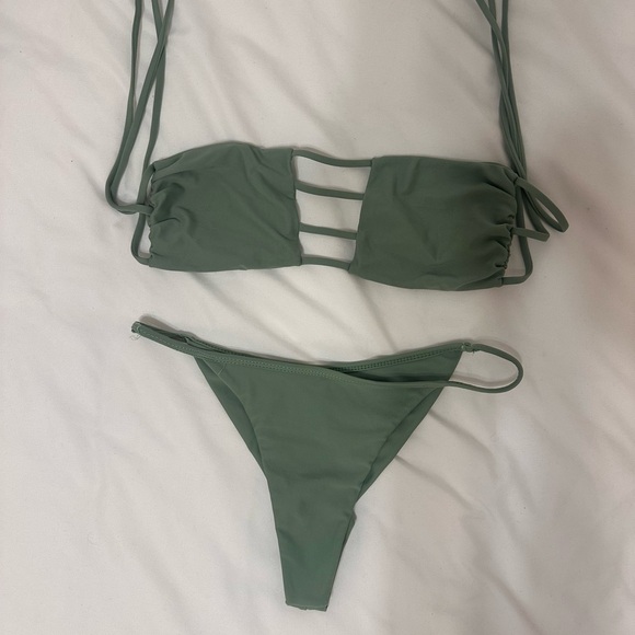 Benoa Swim Set